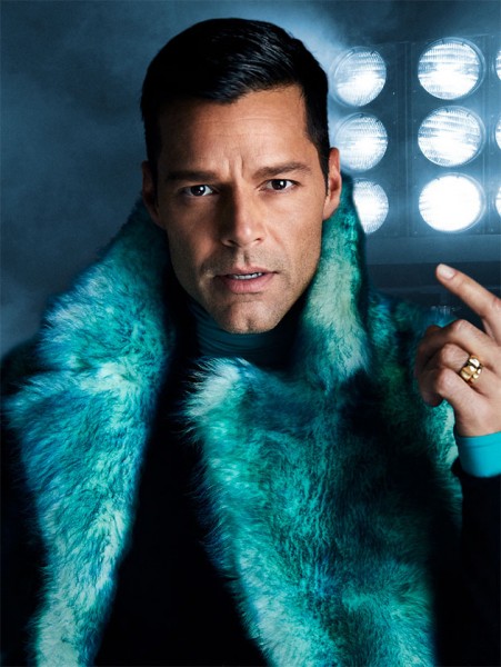 Richard Phibbs foi responsável pelas fotos de Ricky Martin - curtiu? 210817-ricky-paper3