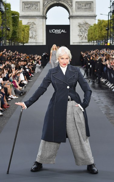 A atriz Helen Mirren - musa! 020917-lorealparis4