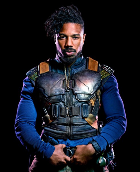 O objetivo de Killmonger (Michael B. Jordan) é expandir o domínios do reino e conquistar os países que colonizaram a África e o povo negro 080218-Killmonger_EW_Promo