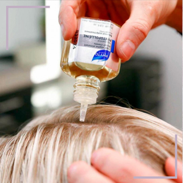 A Phyto Paris lançou um tratamento exclusivo pro L'Officiel III na unidade do Palácio Tangará. O Ritual Purifiant by Phyto dura aproximadamente 40 minutos e conta com 5 passos que envolvem a purificação do couro cabeludo, cuidados de tratamento profundo pros fios e massagem terapêutica e relaxante (R$ 400 o tratamento com escovação) 200818-lançamento-cabelos04