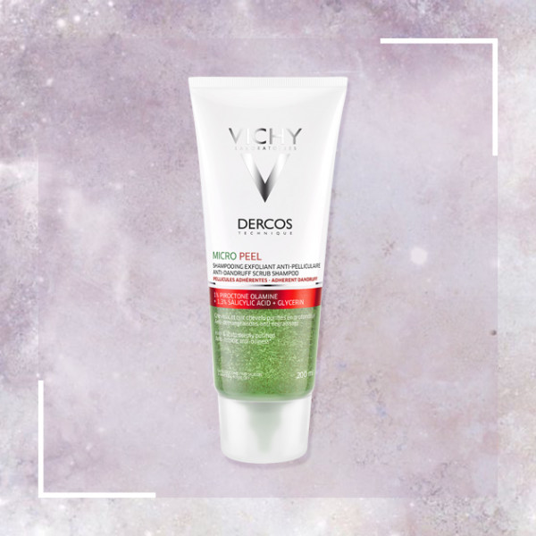 Já o Dercos Micro Peal da Vichy ajuda a combater
a caspa e a oleosidade ao mesmo tempo que trata os fios! Com dupla ação microesfoliante, ele elimina até as caspas mais resistentes e limpa intensamente o couro cabeludo (R$ 70,17 - compre aqui!) 200818-lançamento-cabelos11