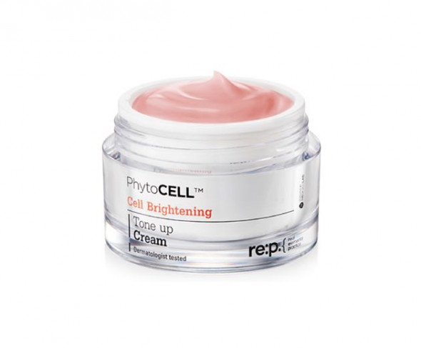 Passo 9: depois do sérum, aplique um hidratante mais poderoso com textura de creme. O PhytoCell Brightening Tone Up (US$ 29 nesse link aqui) é da RE:P 11-coluna-renatakalil-coreia9