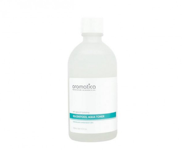Passo 4: finalizando a limpeza com tônico e algodão. Esse é o Sea Daffodil Aqua Toner da Aromatica (US$ 23 na Peach & Lilly) 4-coluna-renatakalil-coreia4