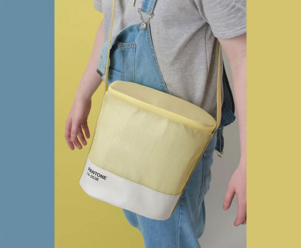 Também tem bolsa térmica por R$ 179 011118-via-pantone-06