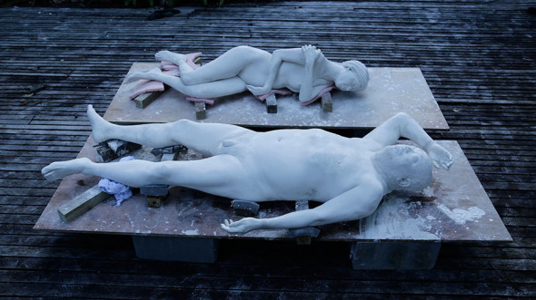 Processo de criação de 11118-ai-weiwei-Two-Figures-2018-Credito-Ai-Weiwei-Studio