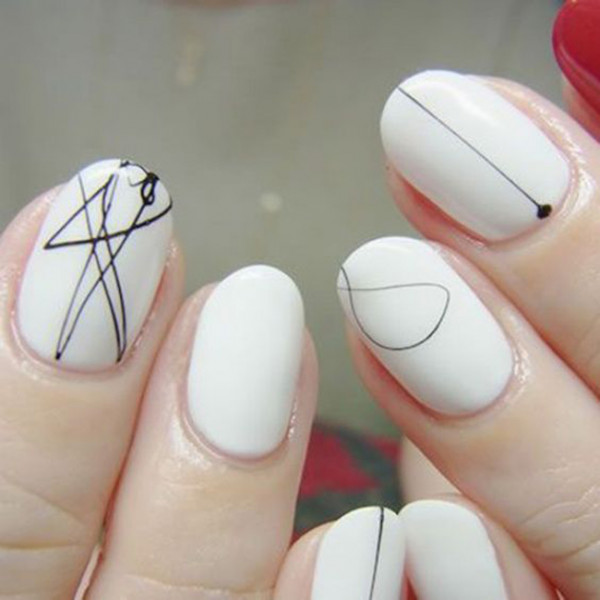 Um pouco mais abstrato 181118-unhas-minimalistas-inspire-se-31