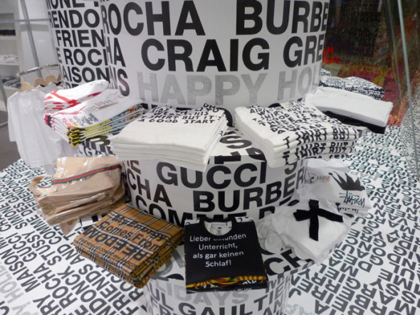 E aí, curtiu? 031219-comme-des-garcons-colab5