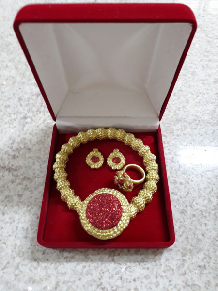 Muito lindo! 061218-joia-comestivel6