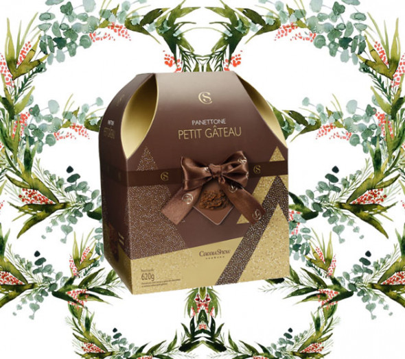 A novidade da Cacau Show pro Natal de 2018 é o panetone de petit gâteau, uma novidade de dar água na boca que está nas lojas por R$ 49,90 031218-voce-disse-panetone-natal-09
