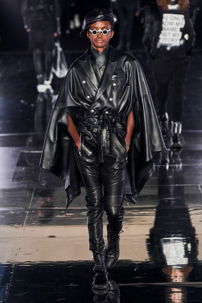 Amira Pinheiro desfilou pra Balmain... 190118-desfile-balmain-881