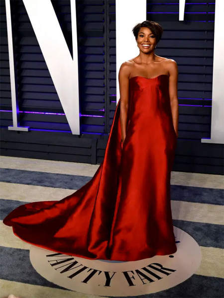 Gabrielle Union de Valentino 240219-pos-oscar-gabrielle-union