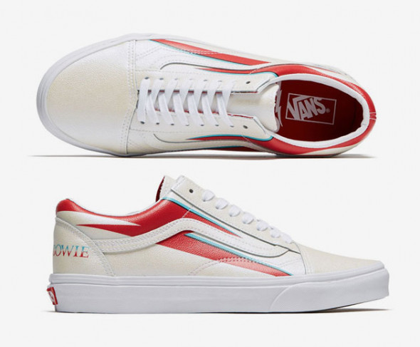 O cantor costuma ser uma ótima inspiração pra coleções devido ao seu estilo icônico! O modelo Old Skool (R$ 449,99) foi inspirado no... 270319-colab-vans-david-bowie3