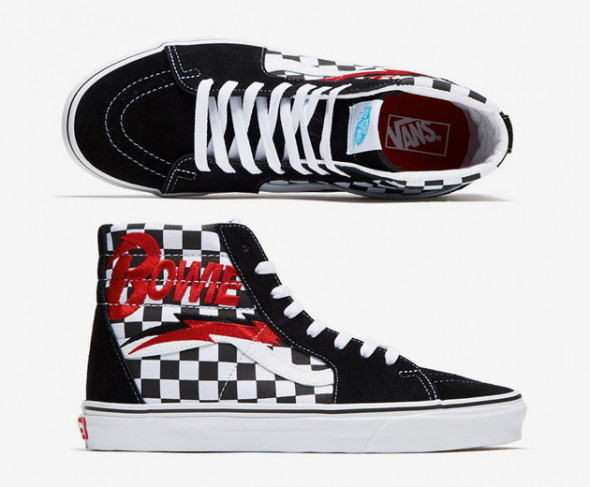 O Sk8-Hi (R$ 499,99) mistura o clássico quadriculado da Vans... 270319-colab-vans-david-bowie4