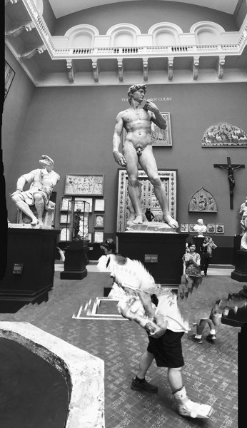Davi de Michelangelo no Victoria & Albert Museum, uma das fotos de Leão Serva na exposição 20519-leao-serva-01