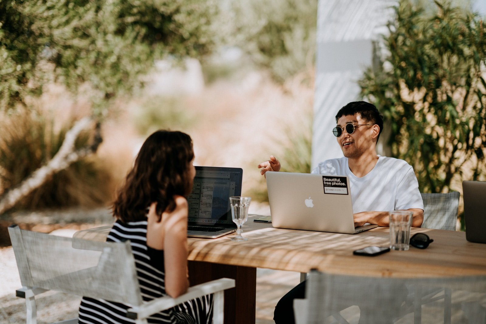 Linkedin Growth Hackers Newsletter