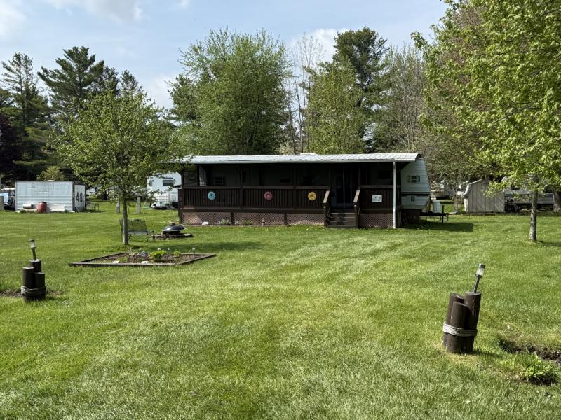 3260 Pointe Aux Barques Lot #73
