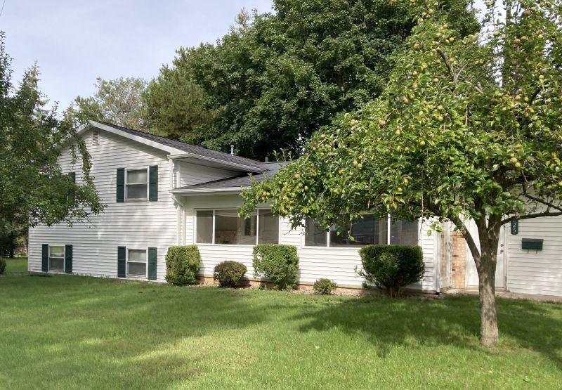 225 Weitzel Dr