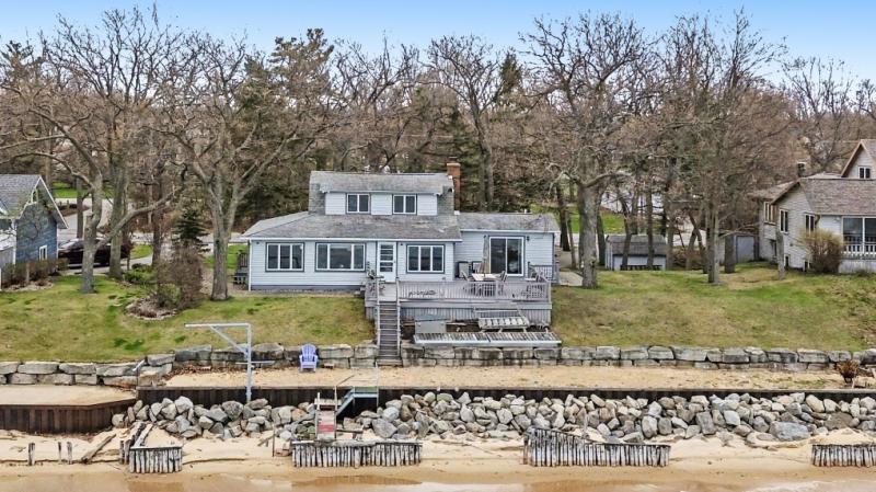 8410 Crescent Beach Road