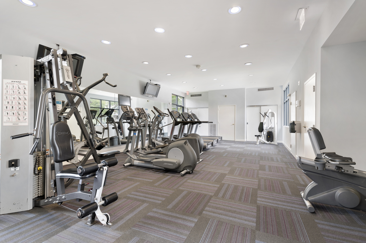 Luxury Apartment Home Photos in Vienna, VA Lerner Arrowood Parc