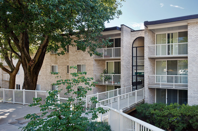 Photos of our Rockville, MD Apartments Lerner Oxford Square