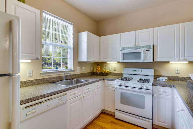 Photos of our Dulles, VA Apartments Lerner Remington