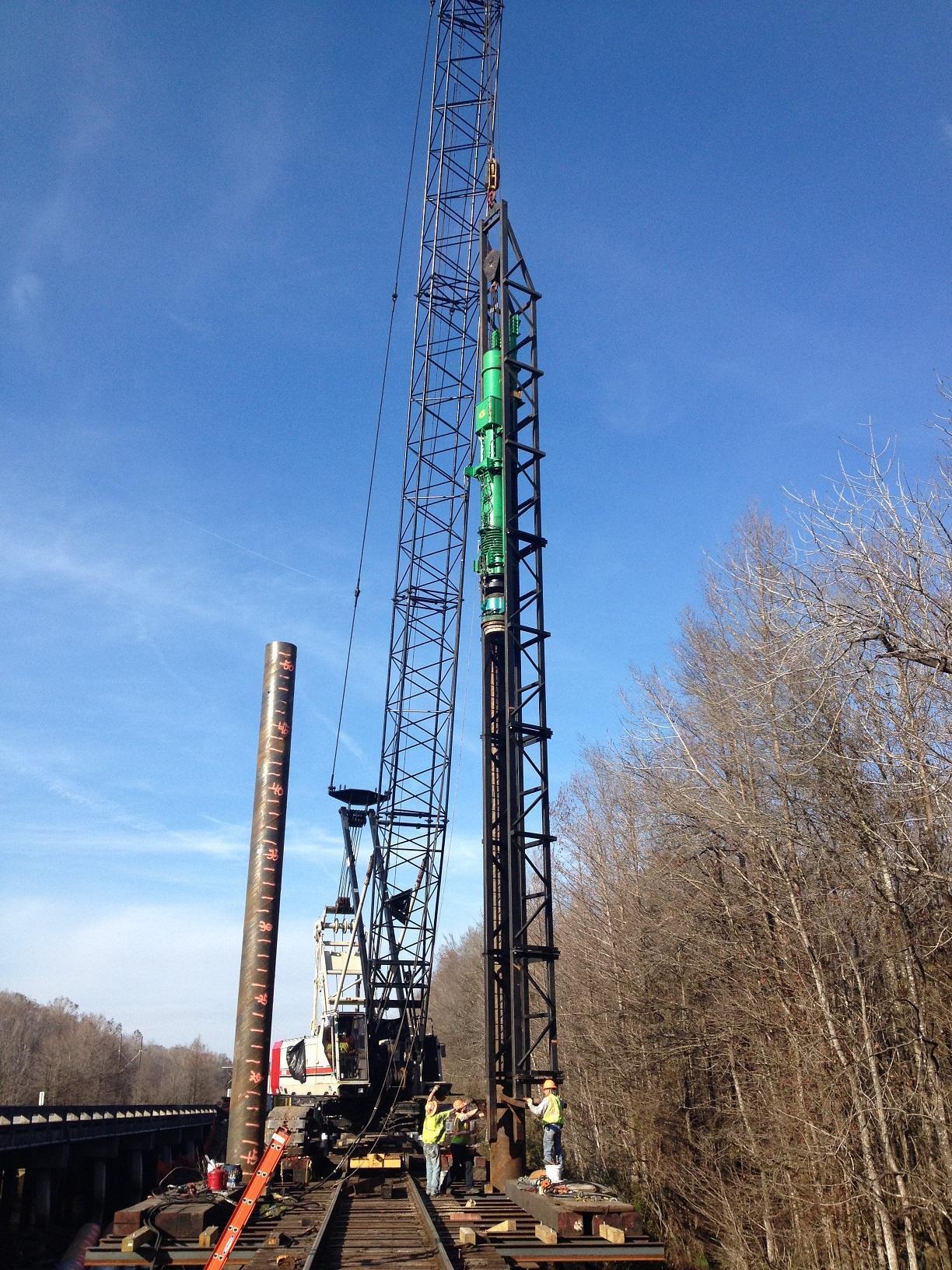 For Sale ICE Model I62 V2 Diesel Hammer / Pile Driver/Hammer Locator Online