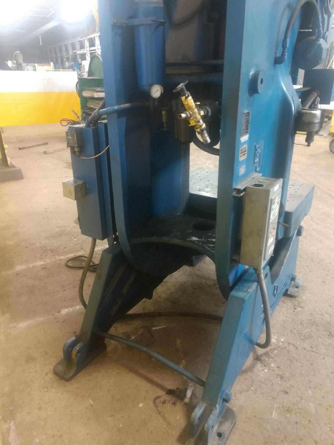 For Sale 100 TON L & J MODEL 100 OBI FLYWHEEL PRESS WITH 5" STROKE