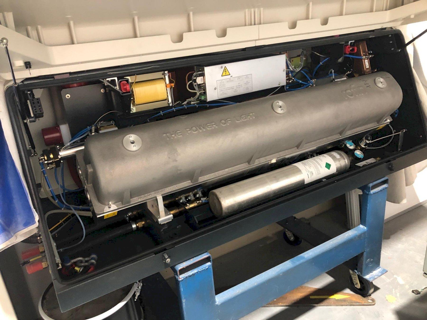 For Sale 4000 WATT (4KW) ROFIN MODEL DC040 DIFFUSION COOLED CO2 SLAB