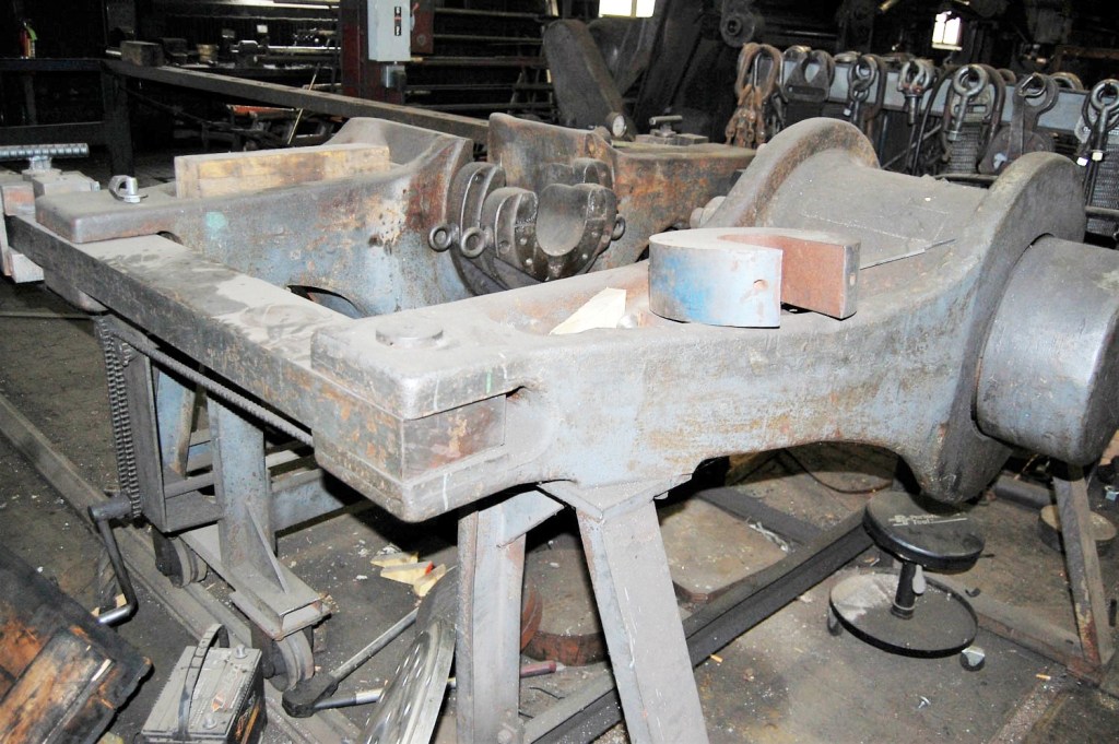 For Sale 300 Ton Rodgers Horizontal Hydraulic Wheel Press Locator