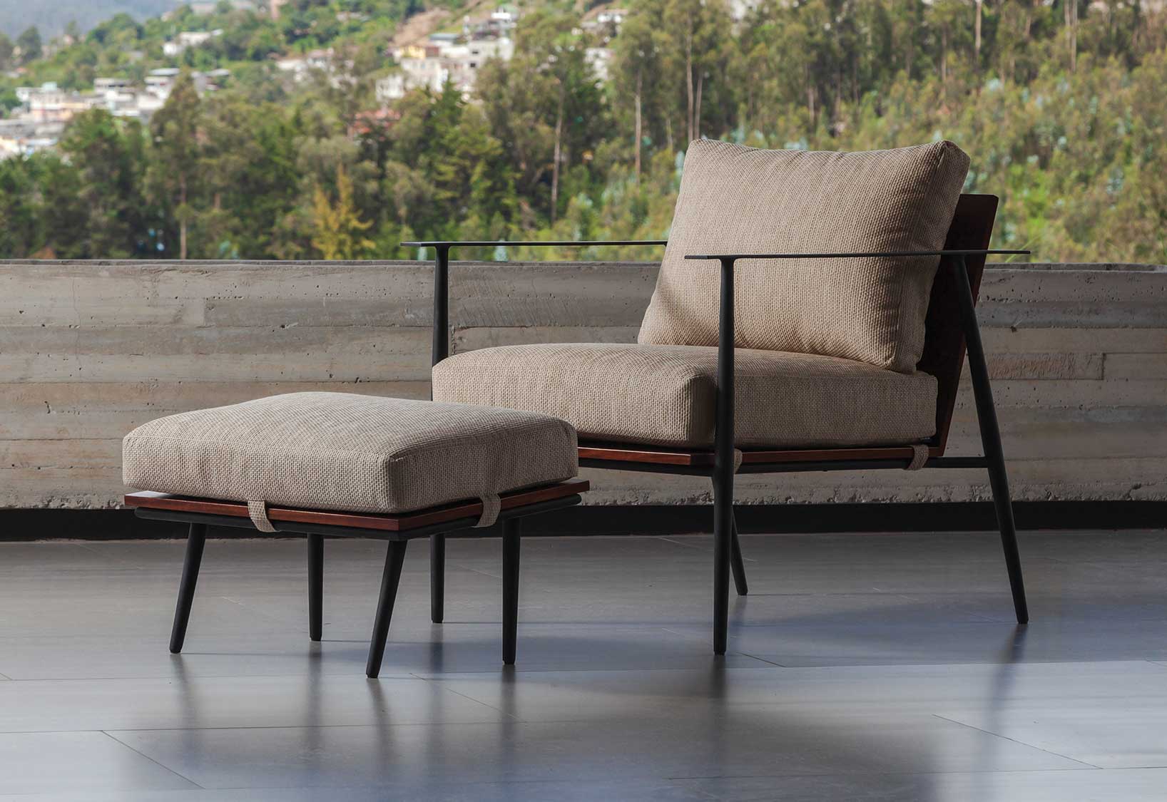 Ottoman Capri Porche