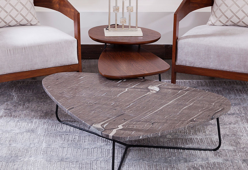 mesa de centro triángulo