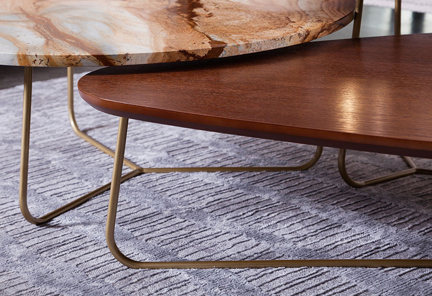 mesa de centro triángulo