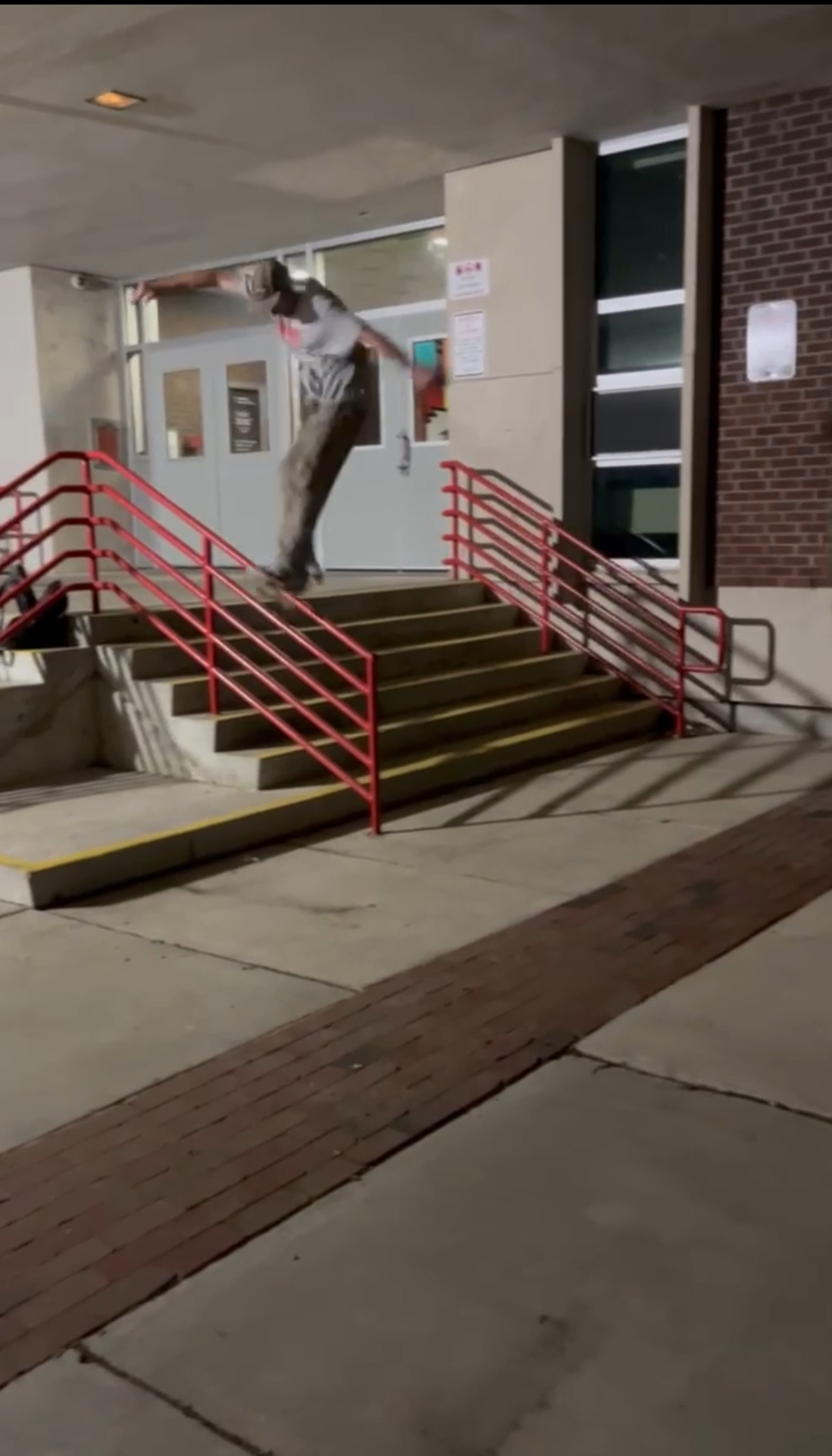 Robinson Scool image