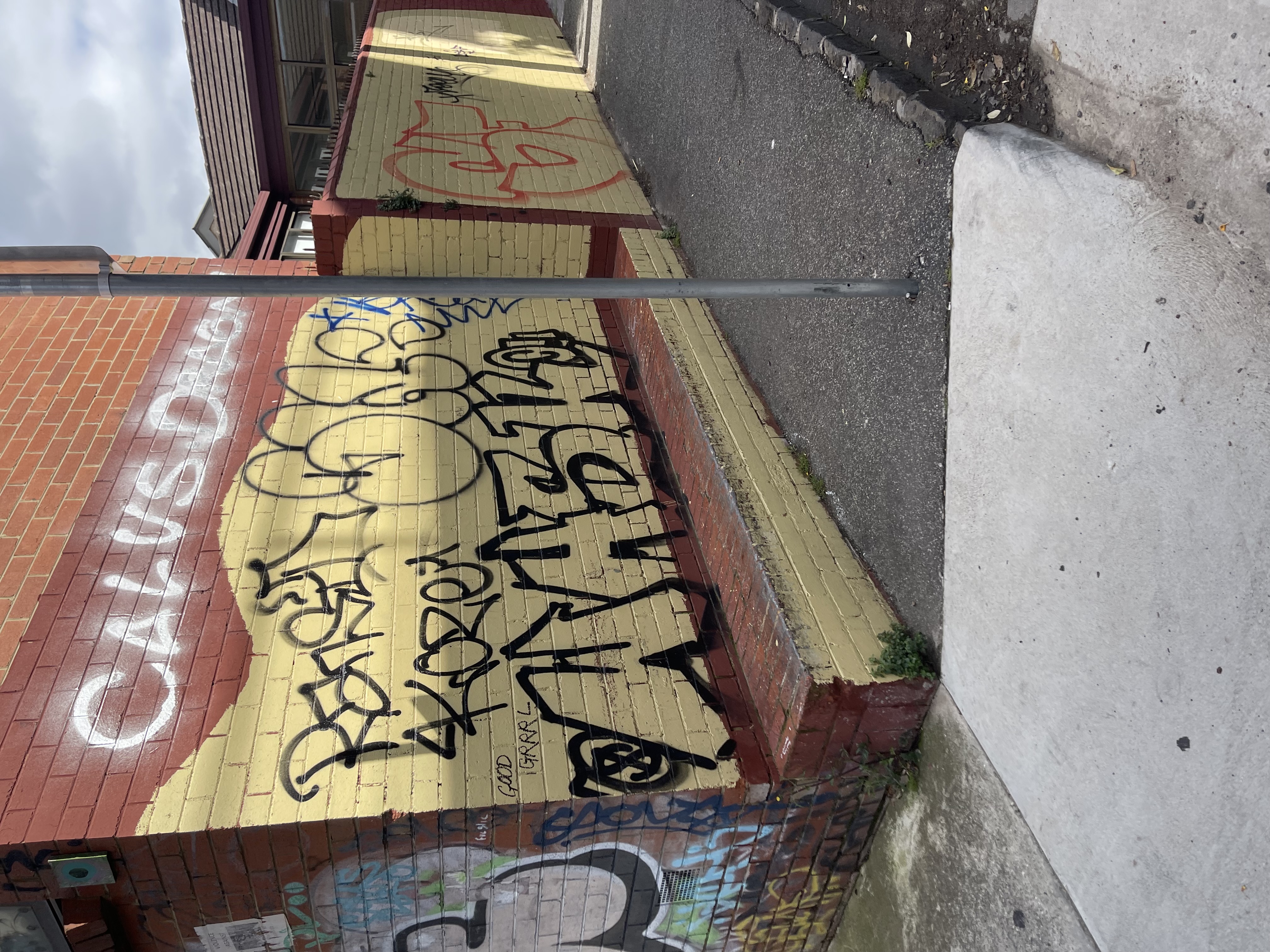 Crusty brick ledge image