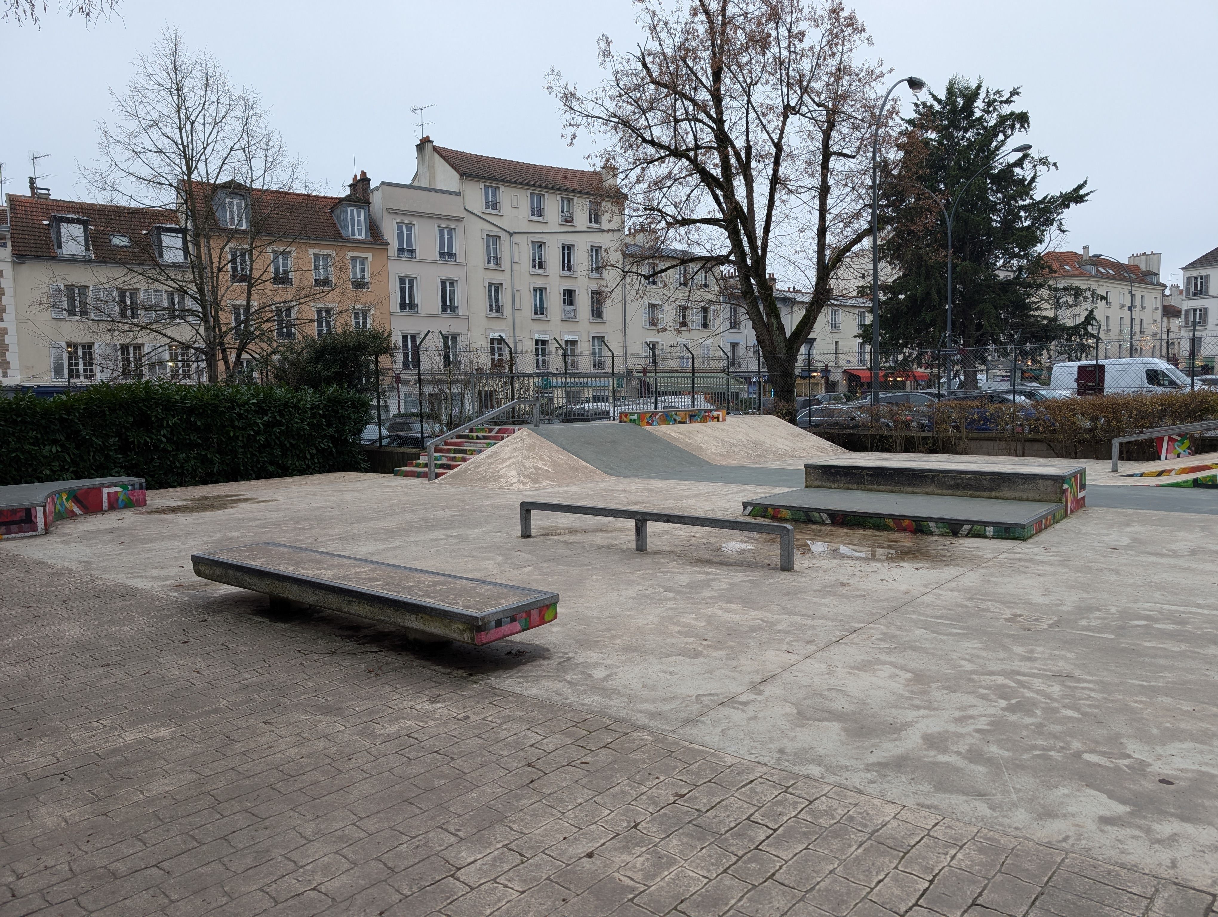Sceux Skatepark image