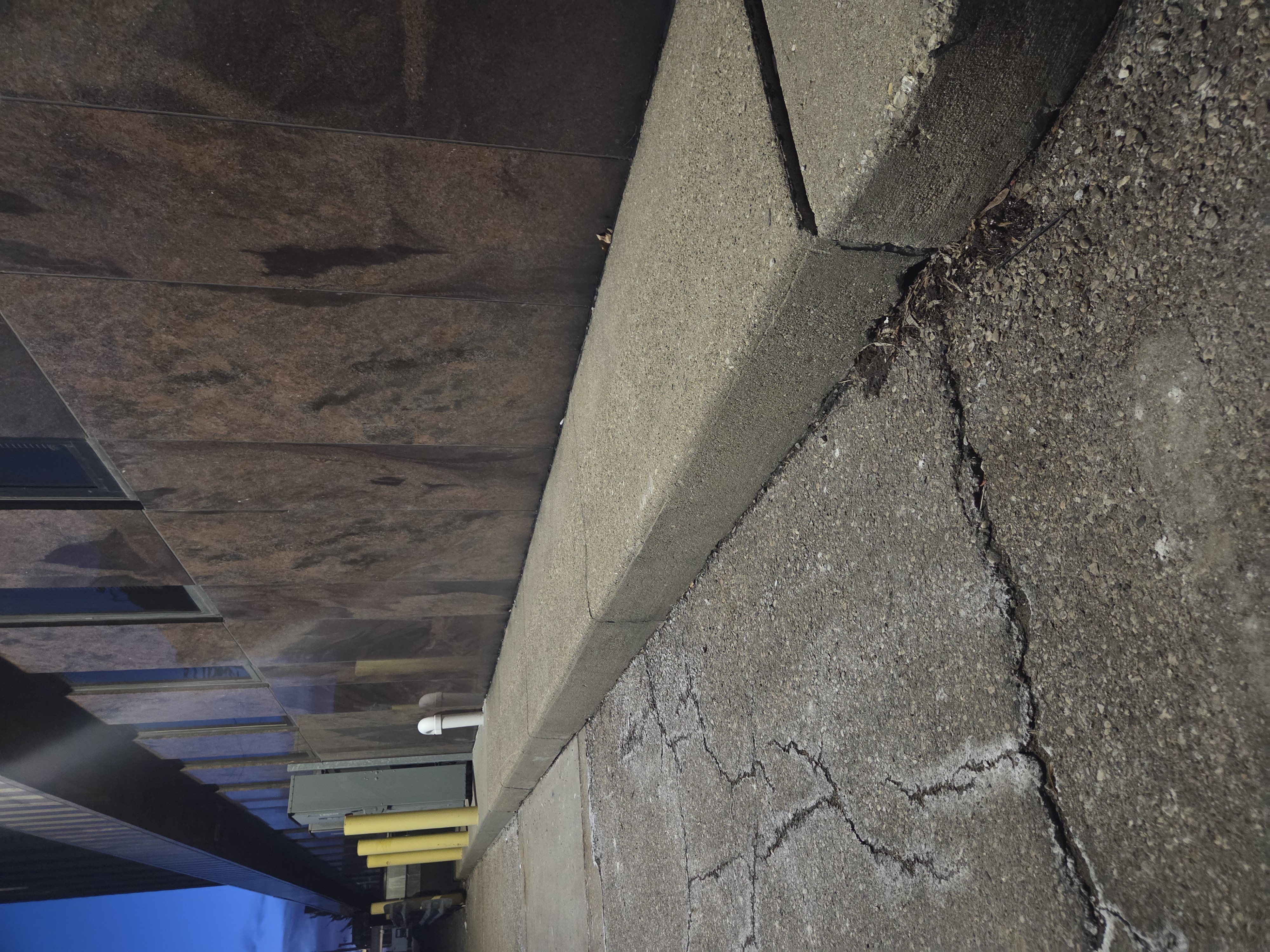 Alleyway Ledge image