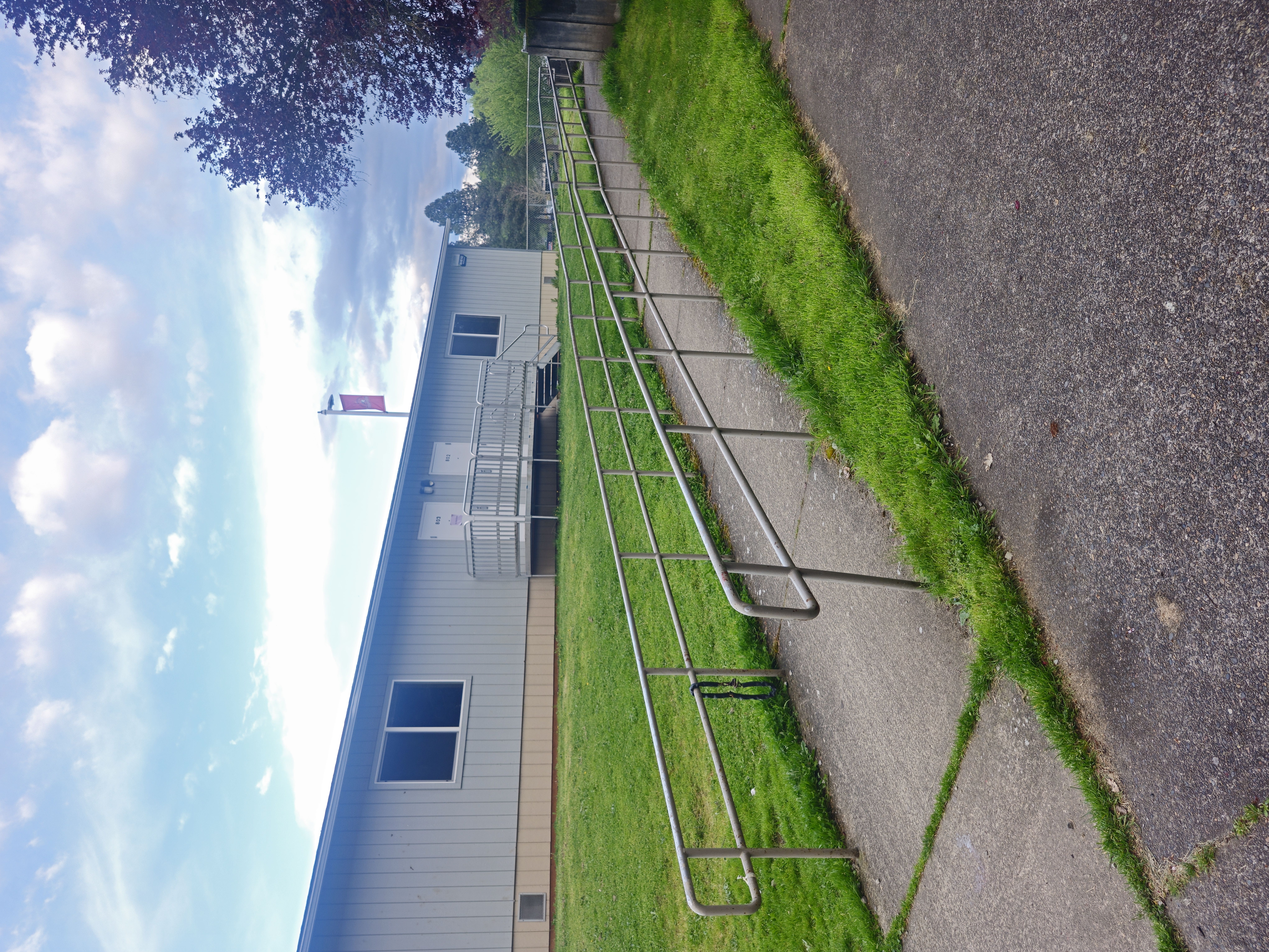 Slight incline rail image
