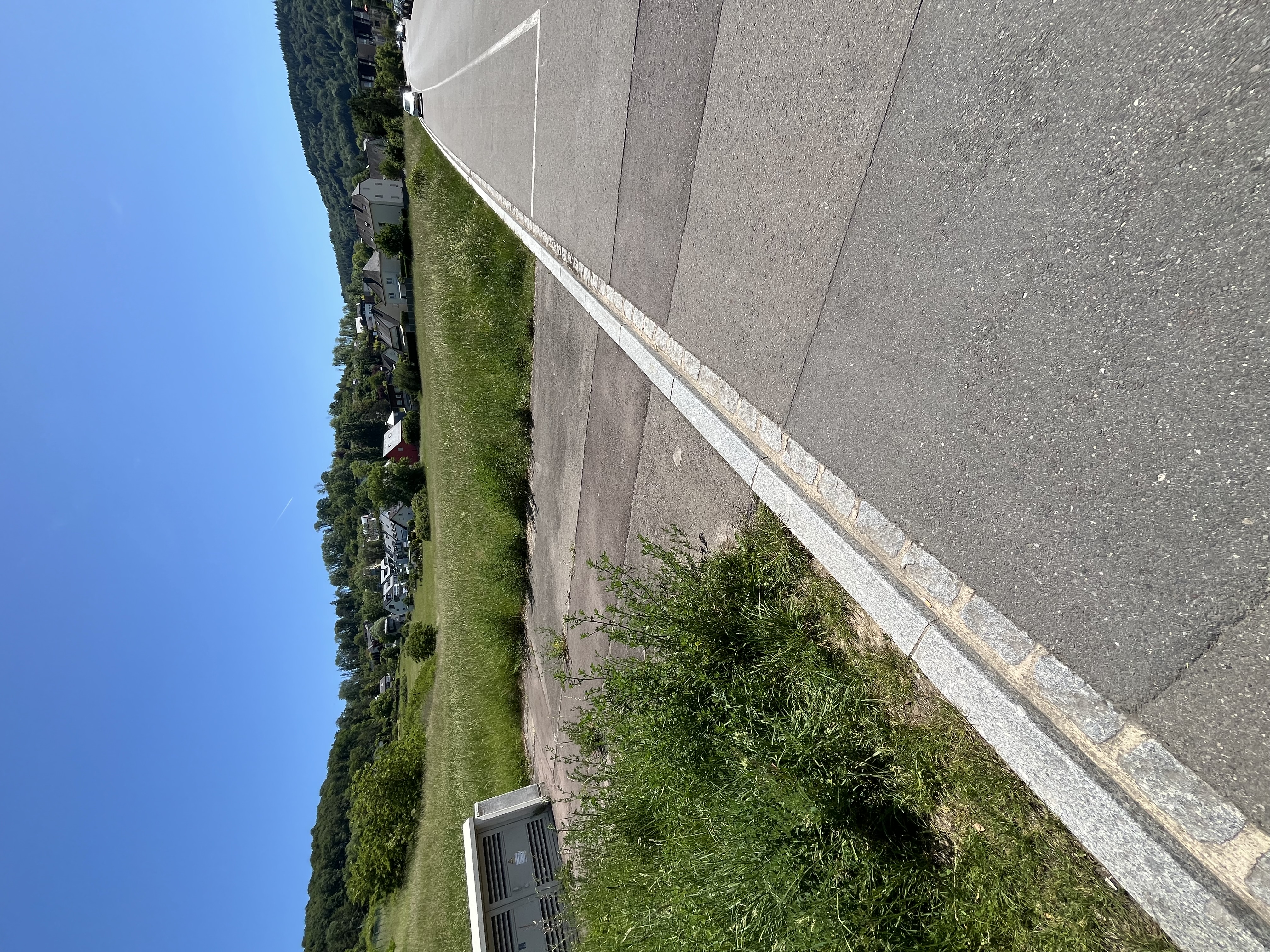 Bonta italiana curb image