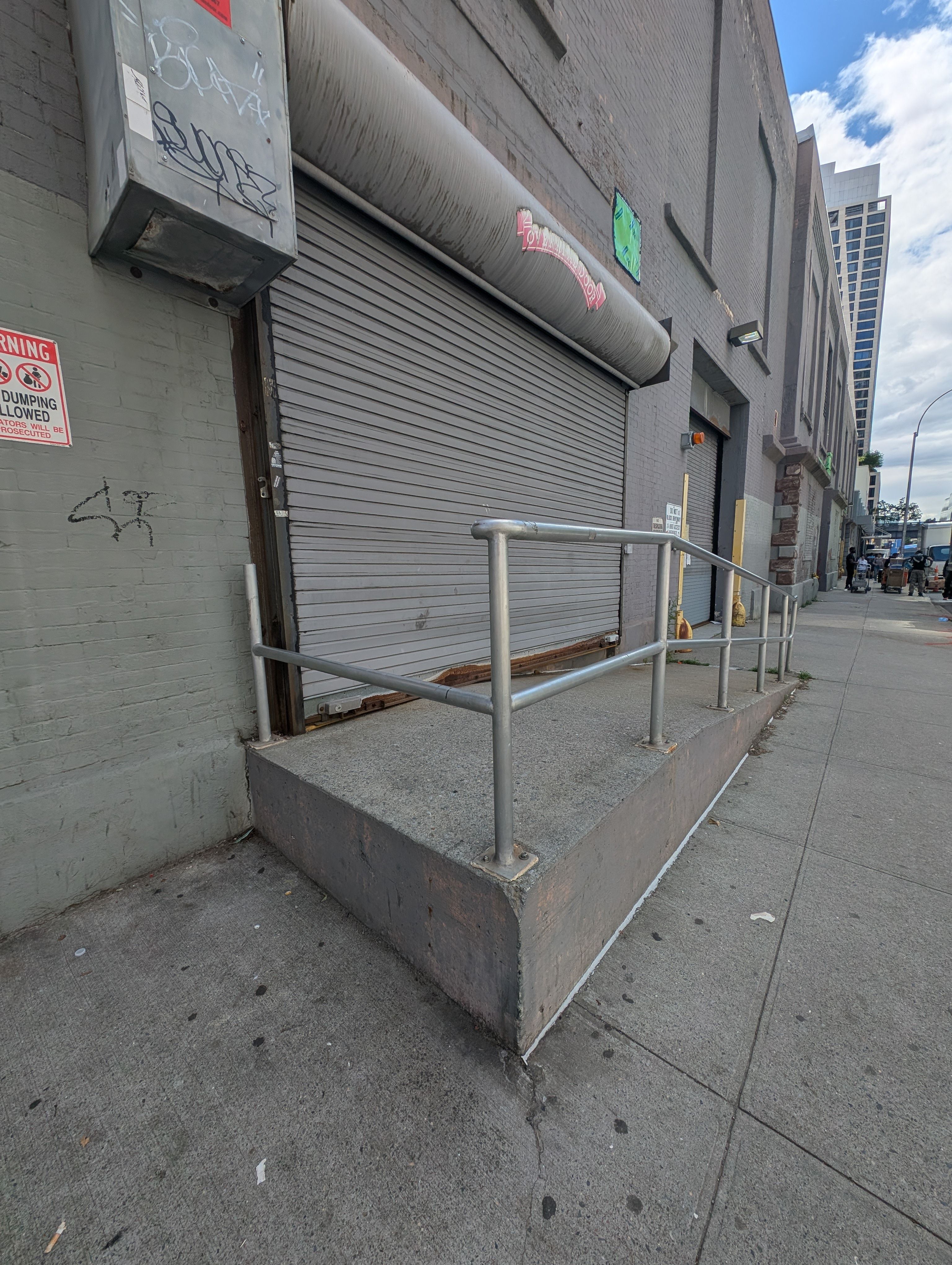 Overhead Bank To Gap image