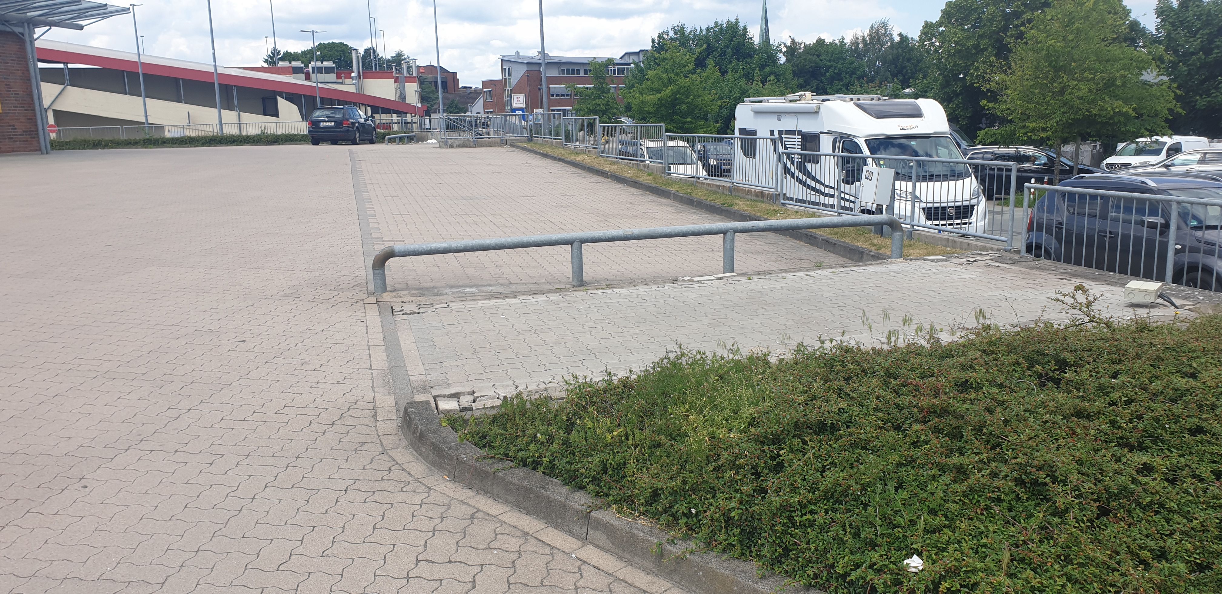 Parkplatz Rails  image