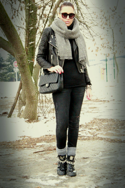 Woman in Chains, distressed jeans, leather jacket, biker jacket, houndstooth scarf, giuseppe zanotti trainers