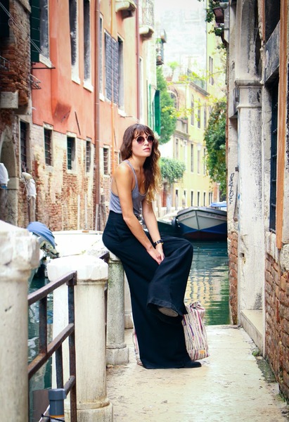 Adventures in Venice, forever21, racerback, americanapparrel, asos, lowrisewidelegpant, anthropologie, canvastote, joygryson