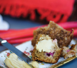 Rhubarb Streusel Muffins