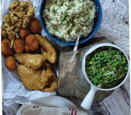 Braised Peas with Leeks and Romaine