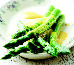 Cold Asparagus Vinaigrette