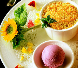 Blueberry and Rhubarb Crumble