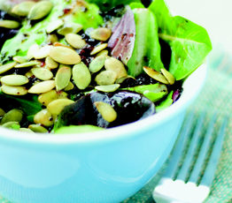 Raspberry & Pumpkin Seed Autumn Salad