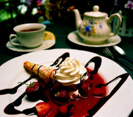 Strawberries in Phyllo Horns