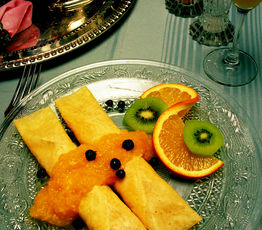 Peaches 'N' Cream Crepes