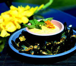 The Dunes' Curried Mussels